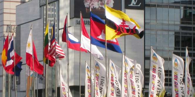 ASEAN Perlu Mata Uang Tunggal?