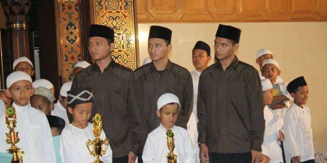 Kembar Tiga Hafiz Keliling Kota Jadi Motivator