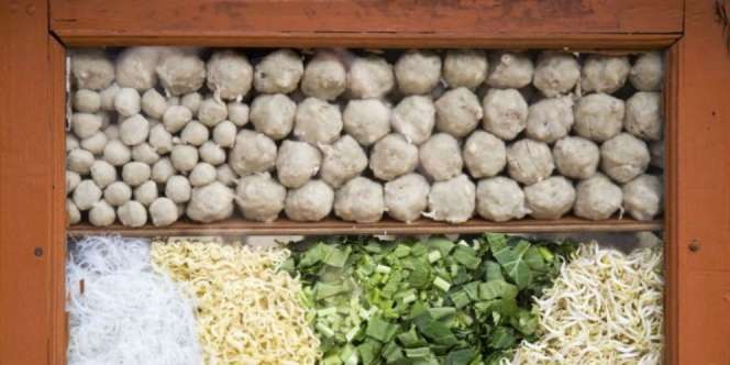 17 Tahun Jualan Bakso untuk Berangkat Ke Tanah Suci 