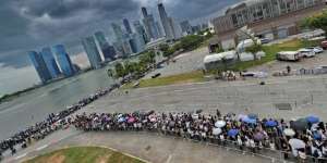 Lee Kuan Yew Dimakamkan, Rakyat Singapura Antre 15 Kilometer