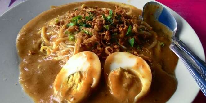 Sarapan `Mie Lendir`, Siapa Takut