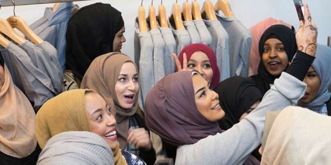 London Sambut Toko Busana Muslim Baru