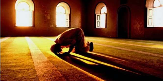 Kisah si Penyembah Api Dapat Hidayah dan Berkah