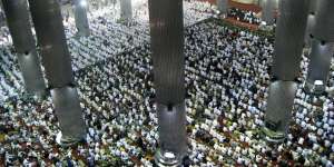 50 Tahun Lagi, Indonesia Bukan Lagi Mayoritas Muslim Dunia