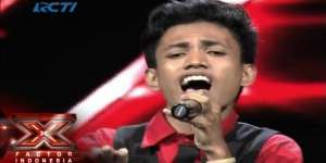 Diremehkan Juri, Pemuda ini Mengejutkan di X-Factor