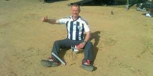 Pelari Maraton Buta Pertama di Dunia