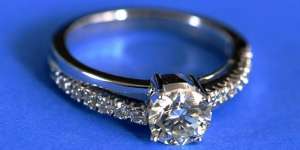 Mayat Berubah Jadi Berlian