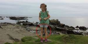 Geger Hantu Prajurit Samurai di Foto Bocah Cilik