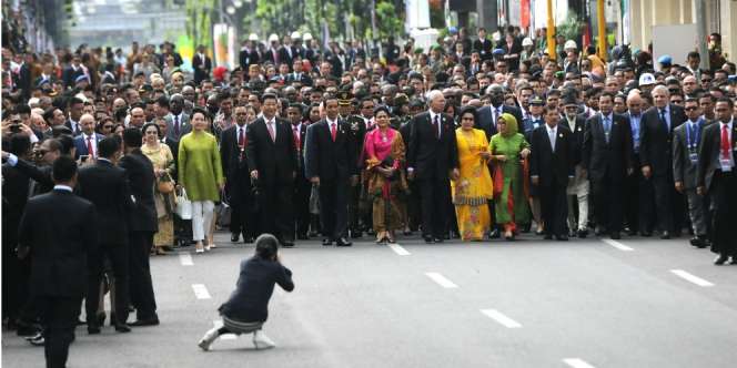 Kala Pemimpin Negara Ikuti `Historical Walk` KAA