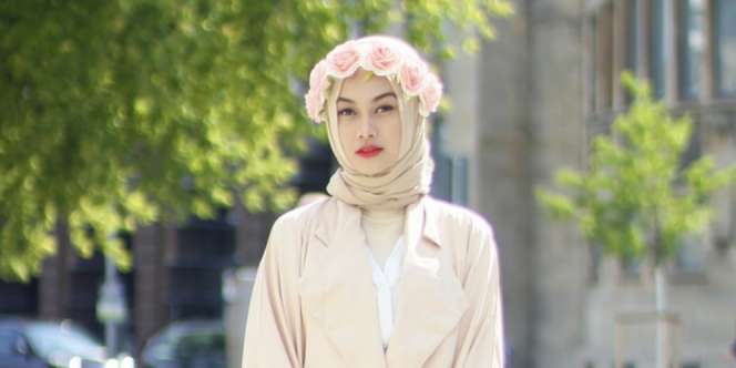 Yuk! Bikin Hijab Ceria Mahkota Bunga