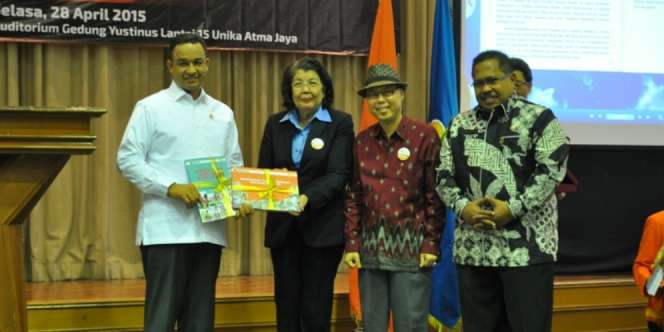 Cerita Rakyat Sorong Selatan Dalam Bentuk Cergam