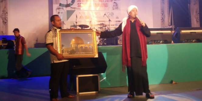 `Hijab Fest 2015` Lelang Barang untuk Palestina