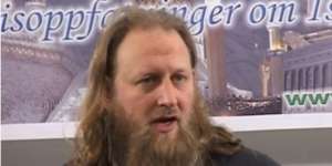 Kegelisahan Akan Tuhan Antarkan Green Peluk Islam