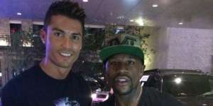 Uang Fantastis Mayweather: Bisa Sewa CR7 Sampai Beli Tokyo