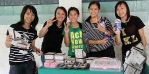 Aksi Galang Dana Tim Tunggal Putri