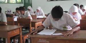 Madrasah Ini Beri Hadiah Motor untuk Peraih Nilai UN Tertinggi