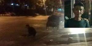Kisah Ikhlasnya Tukang Becak Tutup Lubang di Jalan Raya