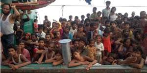 Filipina Hanya Mau Tampung Pengungsi Rohingya Berdokumen Resmi