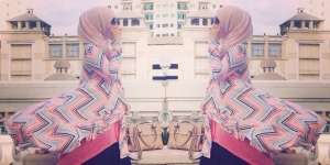 Inggrie Lovlistyle: Tampil Modern Tetap Santun