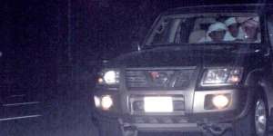 Selfie Sambil Ngebut, Empat Pemuda Dubai Ditangkap