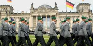 Jerman Buka Lowongan Imam untuk Tentara Muslim