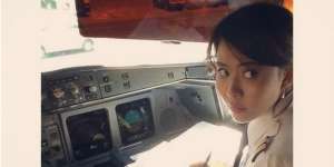 Mengenal Patricia Yora, Pilot Termuda di Langit Indonesia