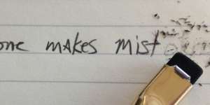 Sebut `Alat Setan`, Profesor Ini Ingin Penghapus Dihilangkan