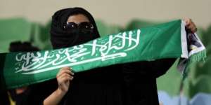 Ulama Saudi: Perempuan Haram Lihat Sepak Bola