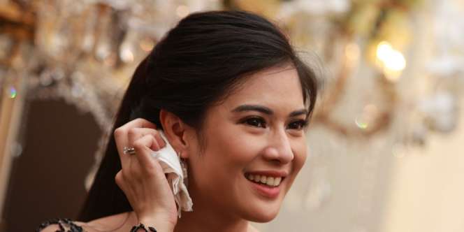Mengapa Hanung Pilih Dian Sastro