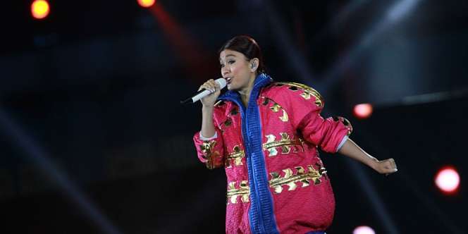 Wamenlu: Berapa `Followers` Agnes Monica?