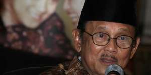 Jumat `Obati Rindu` Habibie untuk Ainun