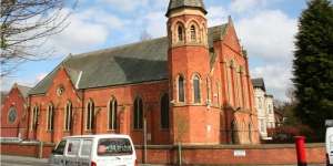 Penganut Islam di Inggris Meningkat dalam 32 Tahun