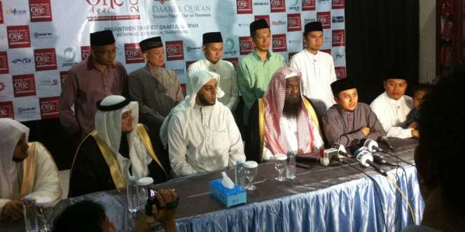 Fauqal, Bocah 10 Tahun Penghafal 30 Juz Alquran Diwisuda