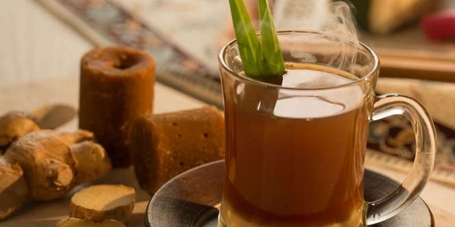 Wedang Teh Ampuh Hangatkan Tubuh Ketika Berbuka