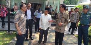 Dubes Inggris Salat Jumat Bersama Jokowi-JK di Istana