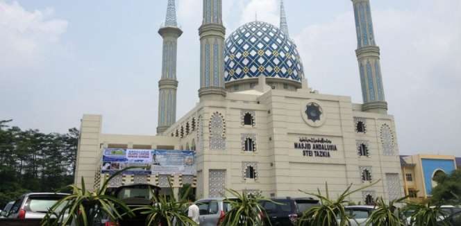 Masjid-Masjid Unik di Kabupaten Bogor