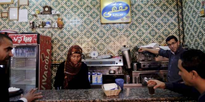 Tutup Paksa Warung Saat Ramadan, 4 Polisi Dipecat