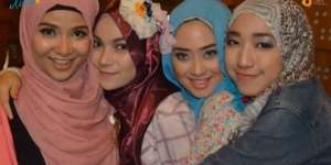 LIVE STREAMING: Bincang Seru dengan Girlband Hijaber `Noura`