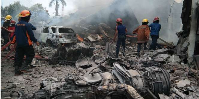 Hercules Jatuh di Medan, 2 Jenazah Dibawa ke RS Adam Malik