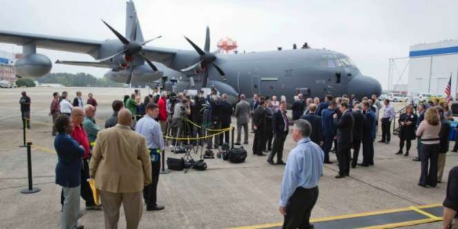 Hercules C-130 Pernah Dipakai Terjunkan Bintang 'Furious 7'