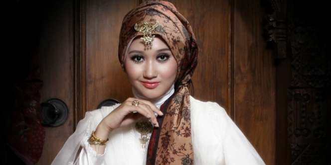 Tampil Percaya Diri ala Dian Pelangi
