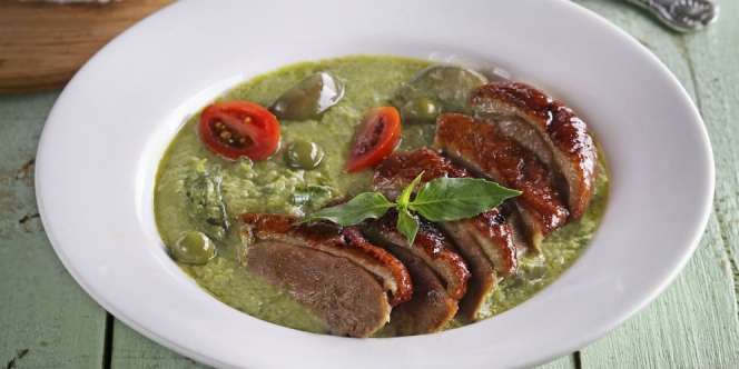 `153 Days of Happiness`, Makan Enak Sambil Beramal