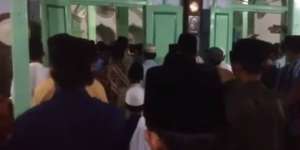 Heboh Salat Tarawih Tercepat di Dunia, Ada di Blitar!