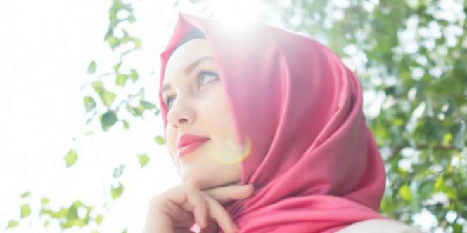 Tips Perawatan Rambut Berhijab