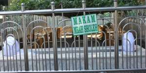 Misteri 9 Makam Mbah Soleh Murid Sunan Ampel