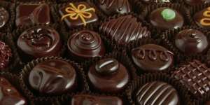 Isi Toples Lebaran dengan Olahan Coklat Lezat