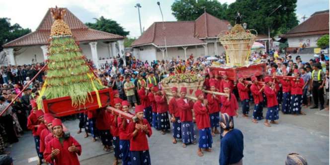 Mengintip Tradisi Lebaran 5 Kota di Nusantara