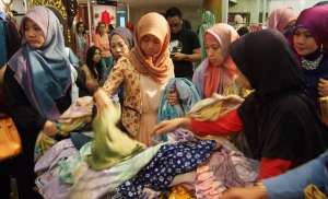  Mix and Match Busana Lebaran Agar Terlihat Ramping