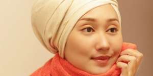 Mengapa Wanita Hobi Gunakan BB Cream?