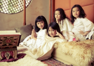 Cara Orangtua Bantu Anak Bersosialisasi